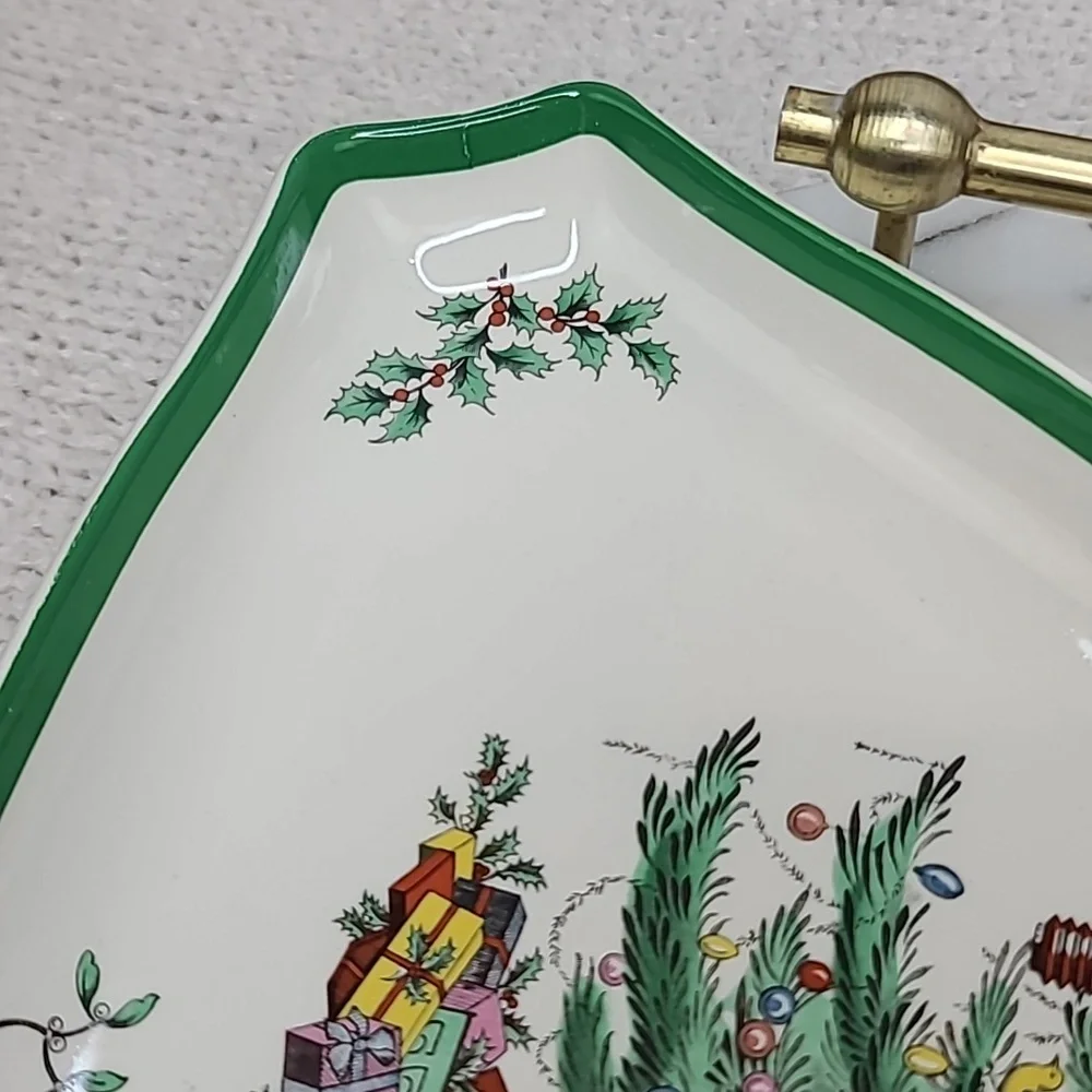 Spode Christmas Tree Classic Vintage Collectible Ceramic Triangular Serving Dish